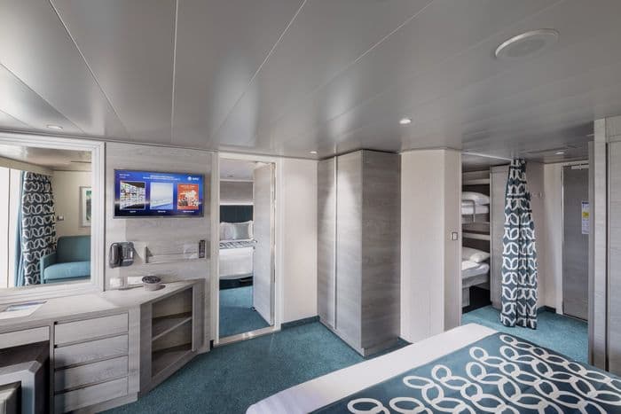 MSC Cruises MSC Virtuosa Premium Suite 2.jpg